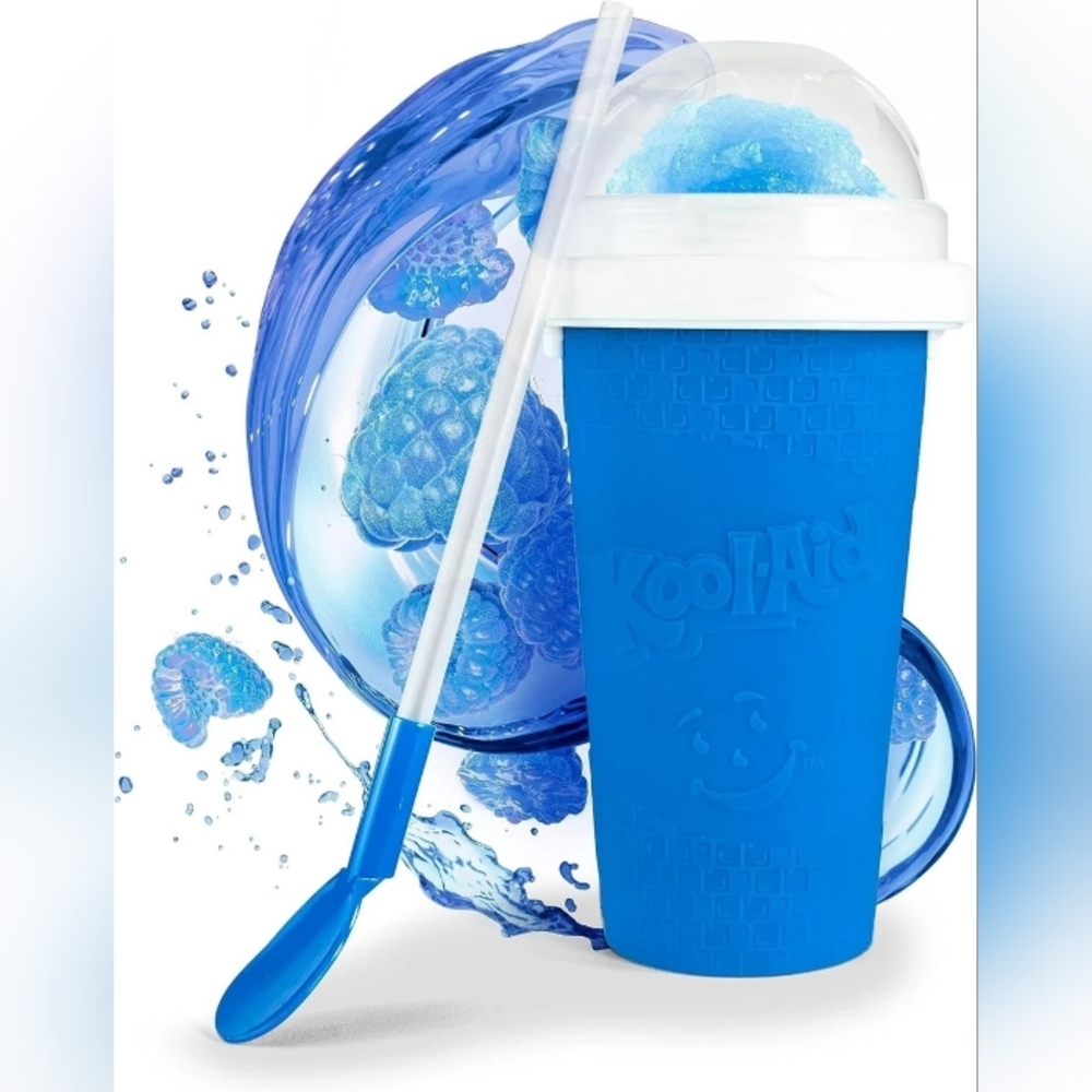 Kool Aid Squeeze Slush Cup Slushie Maker BLUE